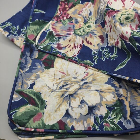 Wamsutta Set ( 2) King Pillow Shams Blue Floral Flowers piped Edge USA NEW - Picture 6 of 8